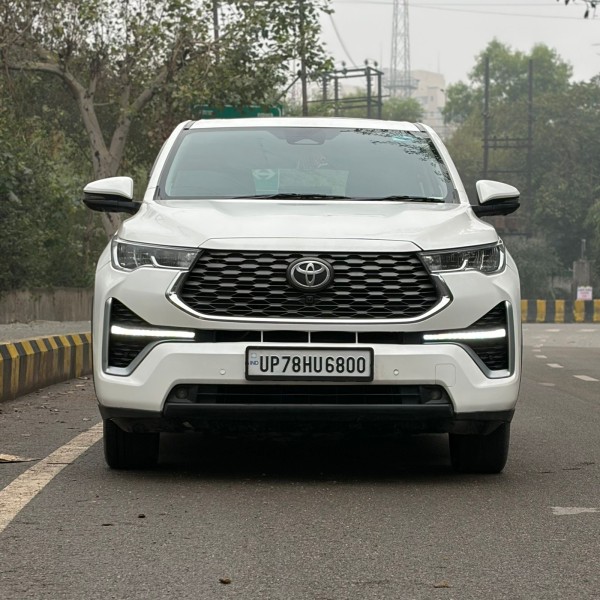 2024 TOYOTA INNOVA HYCROSS 2.0 ZX HYBRID 7 S AUTO SUNROOF