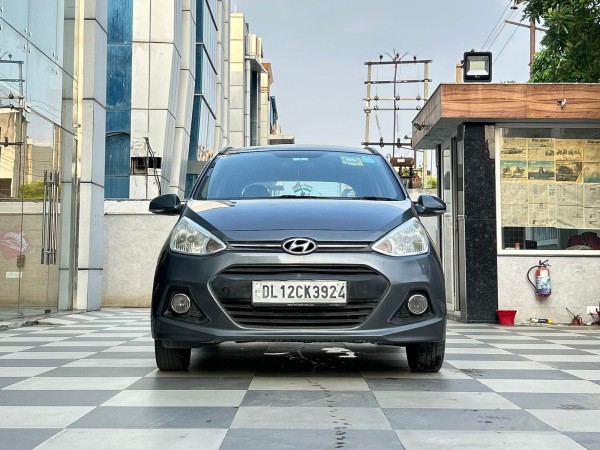 2016 HYUNDAI GRAND I10 1.2 SPORTZ