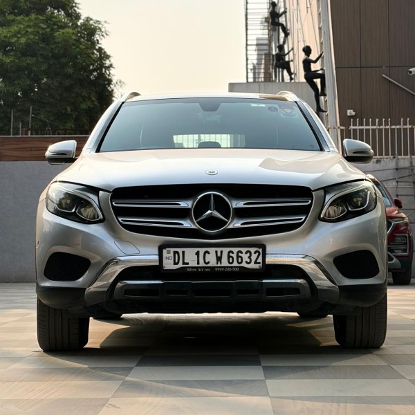 2017 MERCEDES-BENZ GLC 300 4 MATIC SUNROOF
