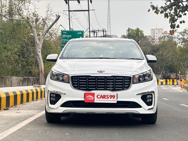 2020 KIA CARNIVAL 2.2 AT LIMOUSINE 7 SEATER DUAL SUNROOF