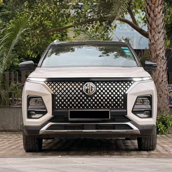 2023 MG HECTOR PLUS 1.5 SHARP PRO CVT 7S