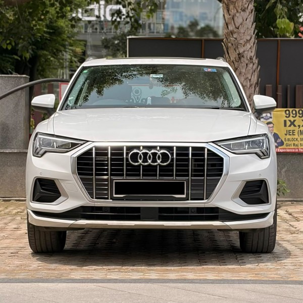 2025 AUDI Q3 40 TFSI PREMIUM PLUS