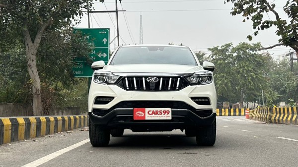 2019 MAHINDRA ALTURAS G-4 4X4 7 S AUTO SUNROOF