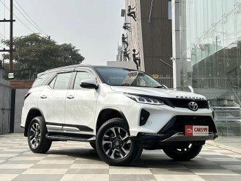 2023 TOYOTA FORTUNER LEGENDER 2.8 4X4 AUTO