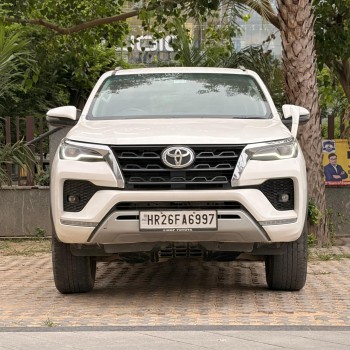 2023 TOYOTA FORTUNER 2.8 4X2 AUTO